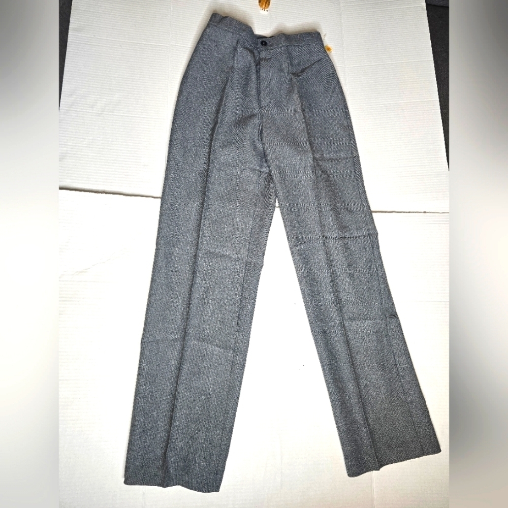 VTG 70s Levi's High-Waisted Trousers